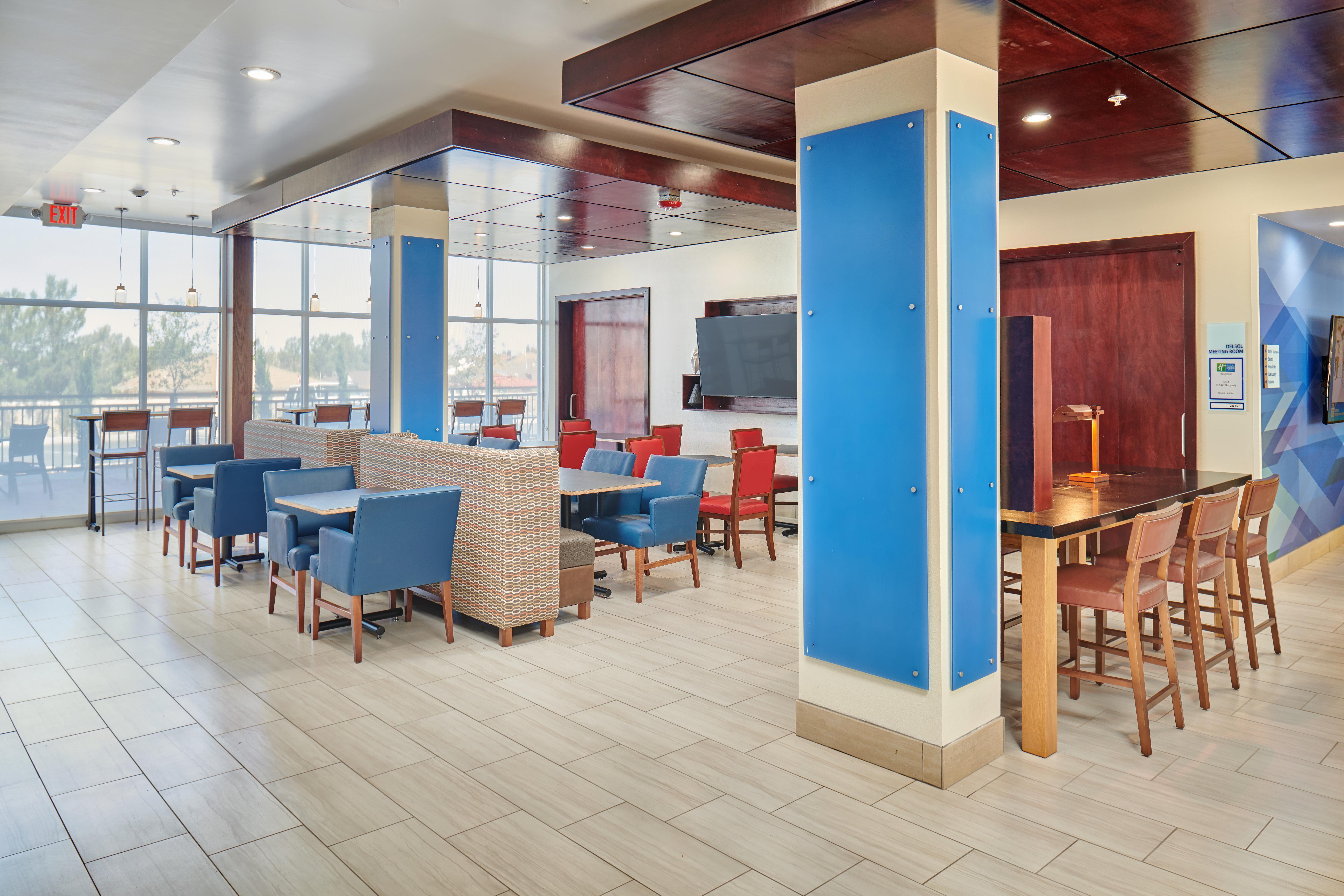 Holiday Inn Express & Suites El Paso East-Loop 375 By Ihg Buitenkant foto