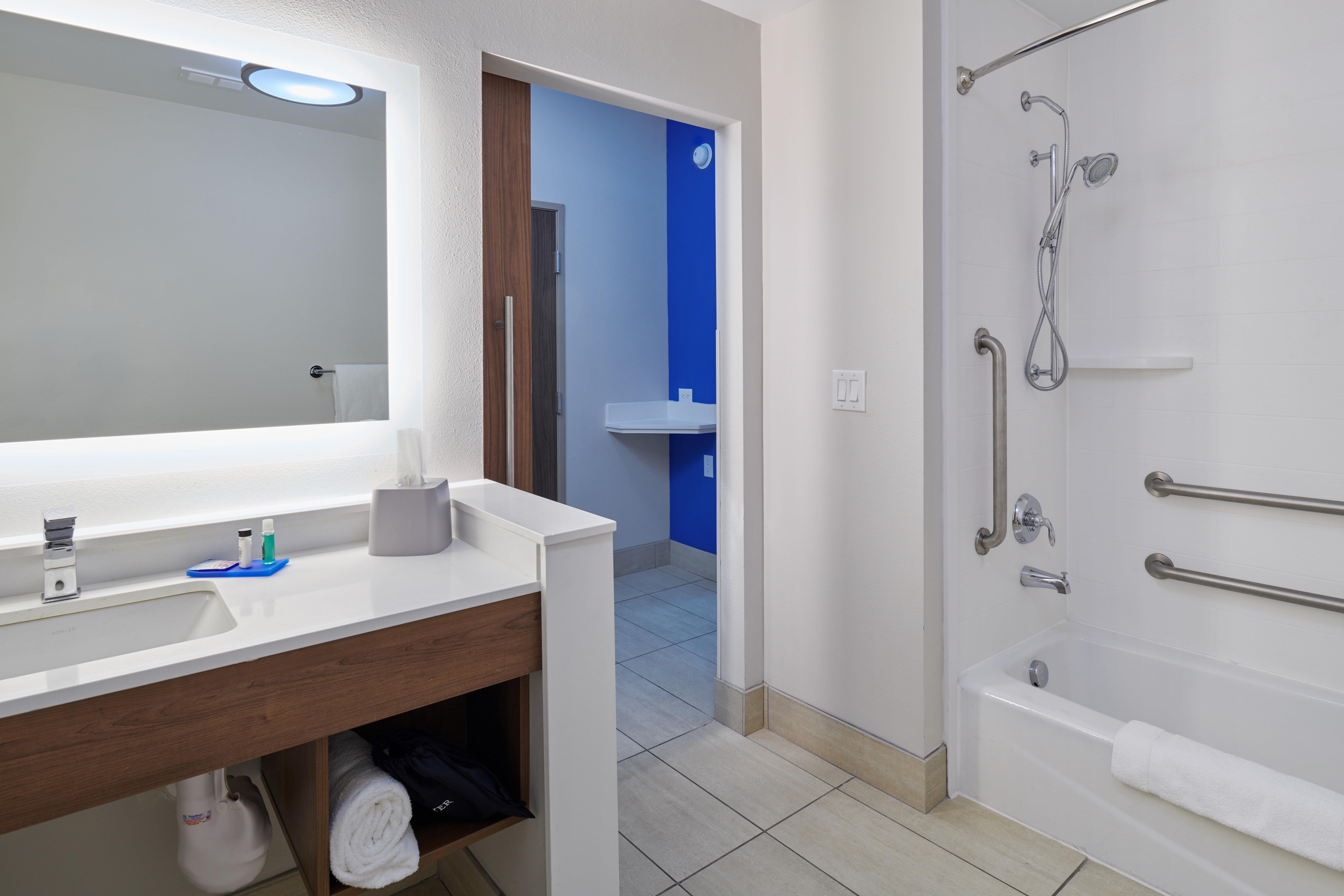 Holiday Inn Express & Suites El Paso East-Loop 375 By Ihg Buitenkant foto