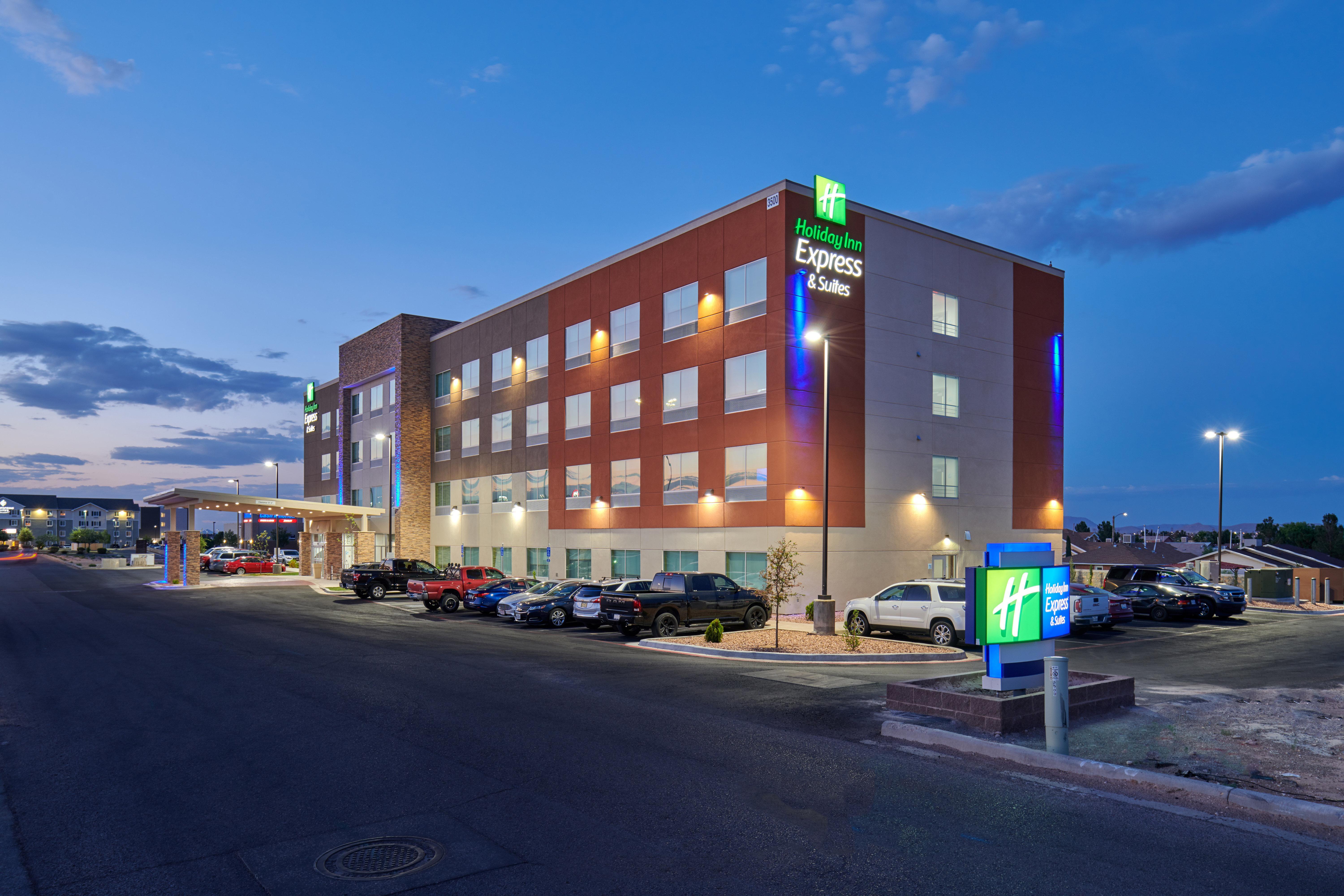 Holiday Inn Express & Suites El Paso East-Loop 375 By Ihg Buitenkant foto
