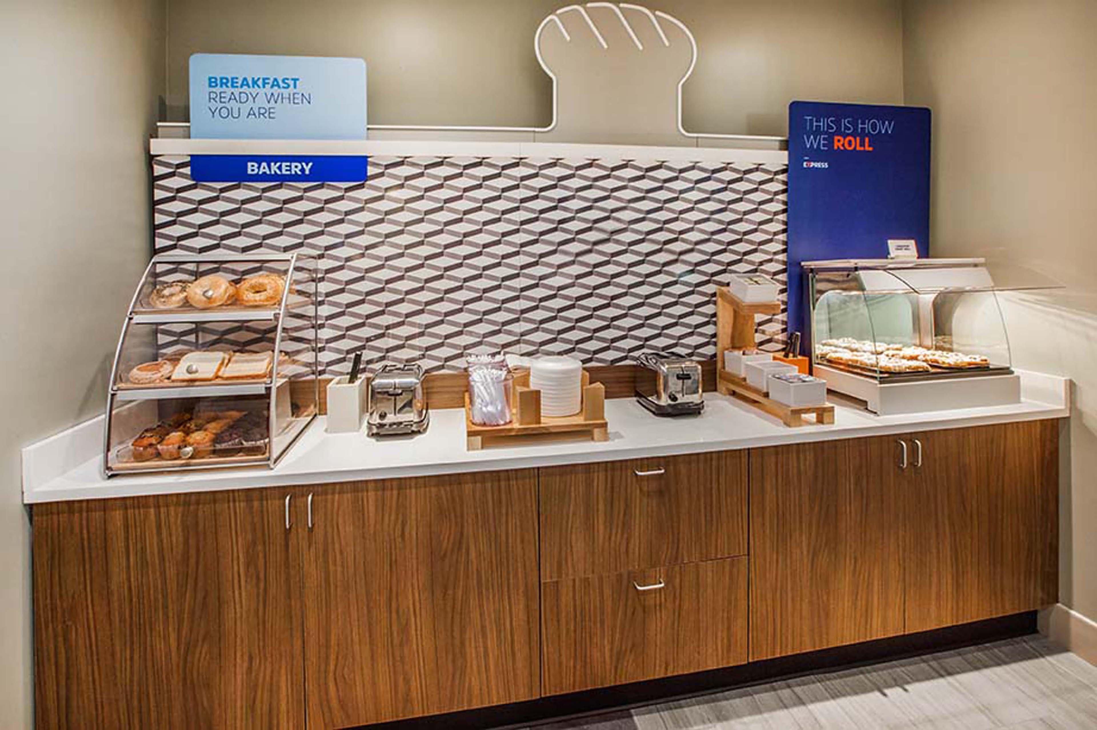 Holiday Inn Express & Suites El Paso East-Loop 375 By Ihg Buitenkant foto